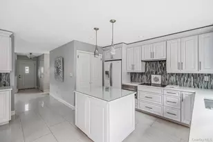 32 San Rafael Ave, Holbrook, NY 11741 - Photo 25