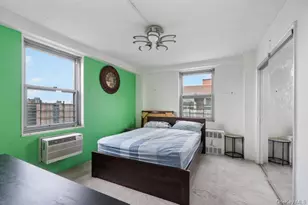 61-25 97th St, Rego Park, NY 11374 - Photo 15