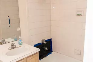 1901 Madison Ave, New York, NY 10035 - Photo 35