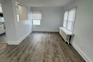 10 Dorothy Ct, Merrick, NY 11566 - Photo 5