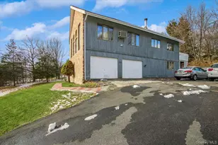 23 Peach Terrace, Newburgh, NY 12550 - Photo 5