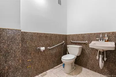 12115 Jamaica Avenue, Richmond Hill, NY 11418 - Photo 11