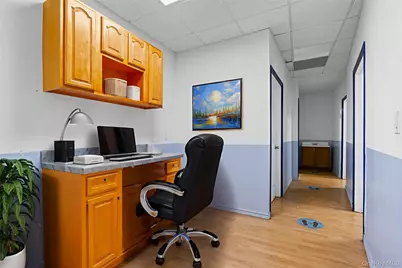 12115 Jamaica Avenue, Richmond Hill, NY 11418 - Photo 5