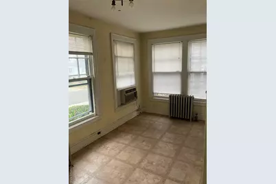 4627 Jayson Avenue, Great Neck, NY 11020 - Photo 7