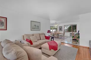 607 St George Ave, North Babylon, NY 11703 - Photo 5