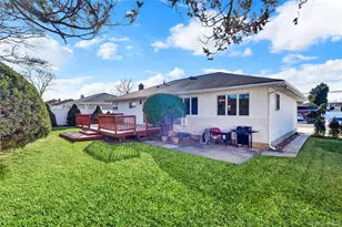 607 St George Ave, North Babylon, NY 11703 - Photo 27