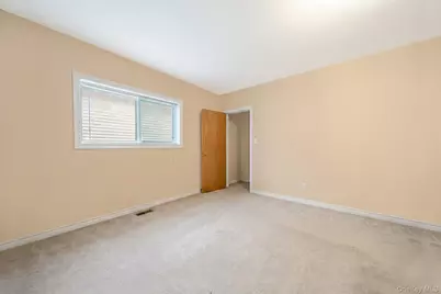 16740 145th Drive, Jamaica, NY 11434 - Photo 7