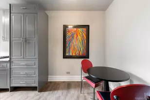 25-40 31st Ave, Astoria, NY 11106 - Photo 9