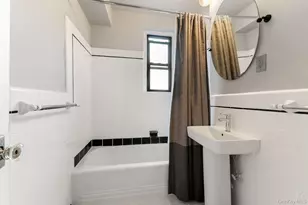 25-40 31st Ave, Astoria, NY 11106 - Photo 15