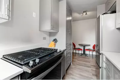 25-40 31 Avenue #6F, Astoria, NY 11106 - Photo 13