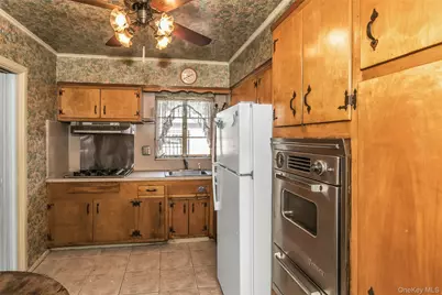 20124 24th Avenue, Bayside, NY 11360 - Photo 11