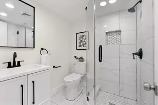 27 Valley Ave, Locust Valley, NY 11560 - Photo 23