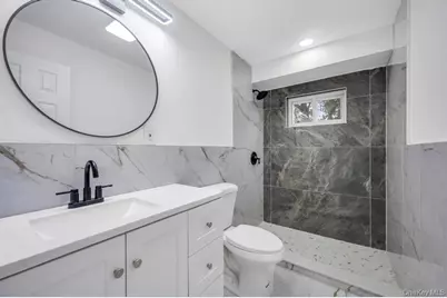 2737 Sheila Court, East Meadow, NY 11554 - Photo 9