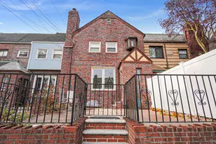 2521 Yates Ave, Bronx, NY 10469 - Photo 1