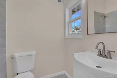 815 Franklin Avenue #4, Franklin Square, NY 11010 - Photo 21