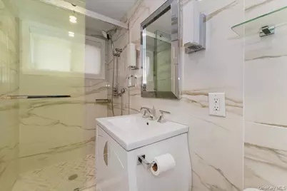 504 Cedarwood Drive, Cedarhurst, NY 11516 - Photo 3