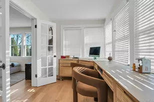 32 Katherine St, Locust Valley, NY 11560 - Photo 17