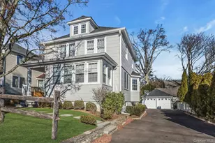 32 Katherine St, Locust Valley, NY 11560 - Photo 3