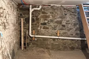 51 Lawrence St, Yonkers, NY 10705 - Photo 3