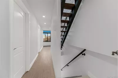 3067 Williamsbridge Road, Bronx, NY 10467 - Photo 9