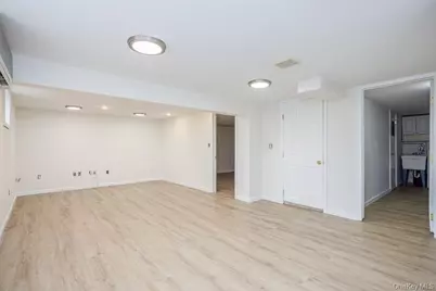 132 Neptune Drive, Monroe, NY 10950 - Photo 25