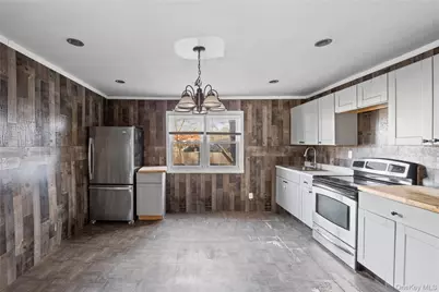 6 Sportsman Court, Shirley, NY 11967 - Photo 5