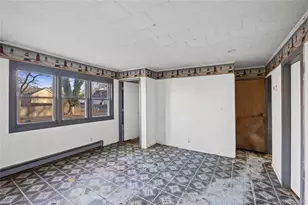 6 Sportsman Ct, Shirley, NY 11967 - Photo 9