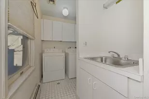 467 W Broadway, Cedarhurst, NY 11516 - Photo 11