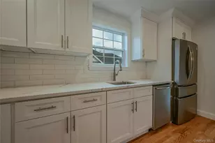 98 Scenic Lake Dr, Riverhead, NY 11901 - Photo 19