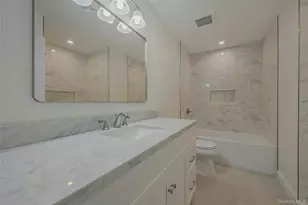 98 Scenic Lake Dr, Riverhead, NY 11901 - Photo 25