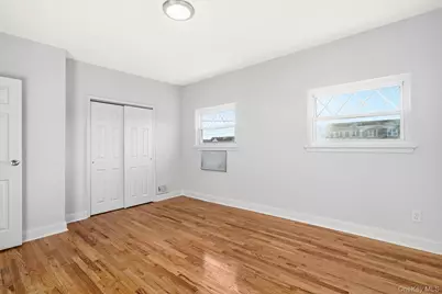 278 Balcom Avenue, Bronx, NY 10465 - Photo 17