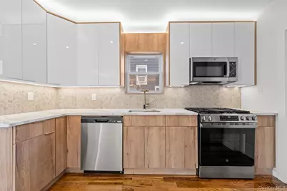 190-10 114th Drive, Saint Albans, NY 11412 - Photo 3