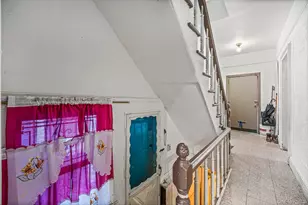 31-60 12th St, Astoria, NY 11106 - Photo 5