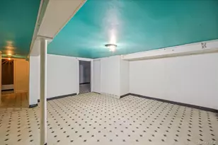 31-60 12th St, Astoria, NY 11106 - Photo 21