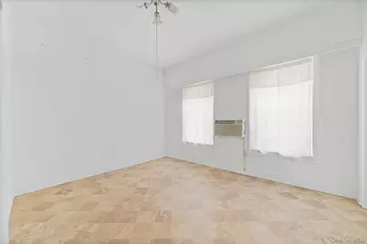 31-60 12th Street, Astoria, NY 11106 - Photo 17