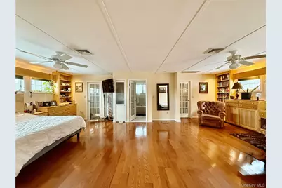 912-918 Hollow Road, Salt Point, NY 12578 - Photo 13