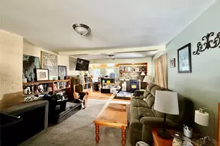 912-918 Hollow Rd, Salt Point, NY 12578 - Photo 25