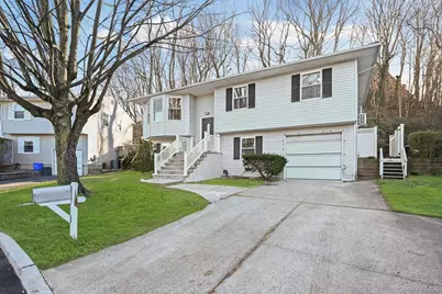 9 Harmony Lane, Glen Cove, NY 11542 - Photo 23