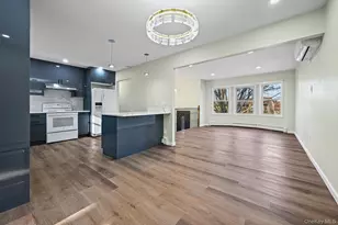 9 Harmony Ln, Glen Cove, NY 11542 - Photo 7