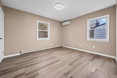 9 Harmony Lane, Glen Cove, NY 11542 - Photo 11