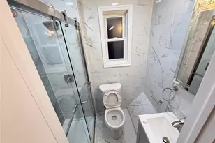 118-09 202nd St, Saint Albans, NY 11412 - Photo 9