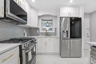 898 Blake Ave, Brooklyn, NY 11207 - Photo 3