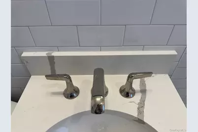 131-30 Laurelton Parkway #Lower, Springfield Gardens, NY 11422 - Photo 11