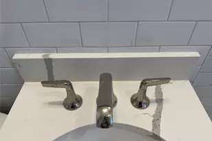 131-30 Laurelton Pkwy, Springfield Gardens, NY 11422 - Photo 11