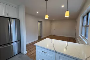 131-30 Laurelton Pkwy, Springfield Gardens, NY 11422 - Photo 5