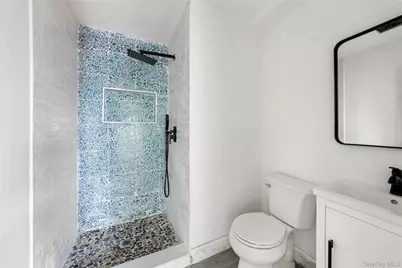 356 S 10th Avenue, Mount Vernon, NY 10550 - Photo 25