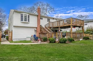 154A Woodrow Pkwy, West Babylon, NY 11704 - Photo 23