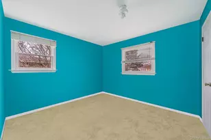 154A Woodrow Pkwy, West Babylon, NY 11704 - Photo 11