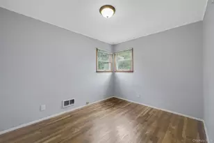 22 Heath Ln, East Northport, NY 11731 - Photo 13