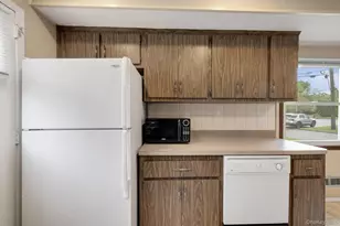 22 Heath Ln, East Northport, NY 11731 - Photo 7